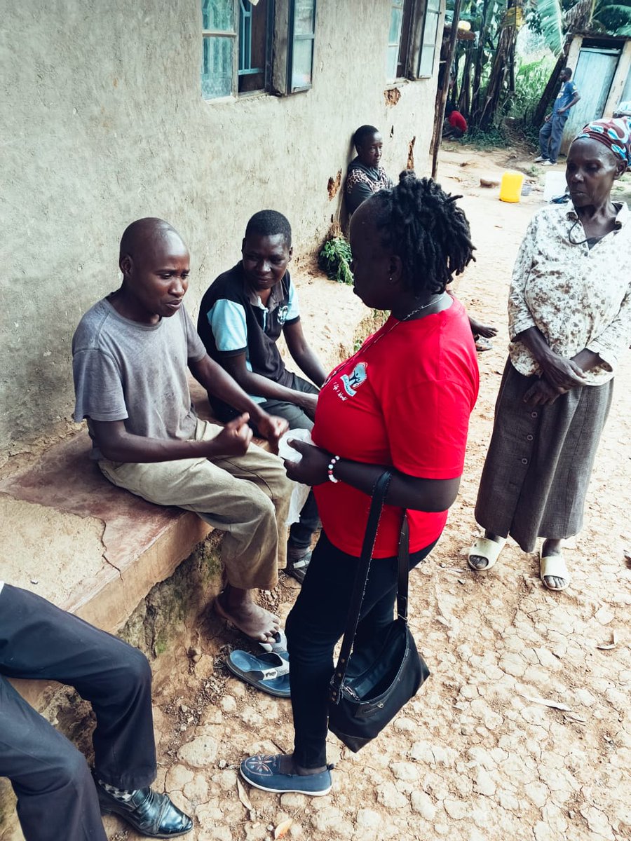 TujengeAfyaCBO's tweet photo. TB can affect anyone, but early detection saves lives.
Yesterday, our team visited a local brew den in Wandega,for TB sensitization and screening. We successfully reached community members and identified 4 presumptive TB cases for follow-up and testing.
#EndTB #StopTB @StopTBKe https://t.co/pzwGUdvHYn