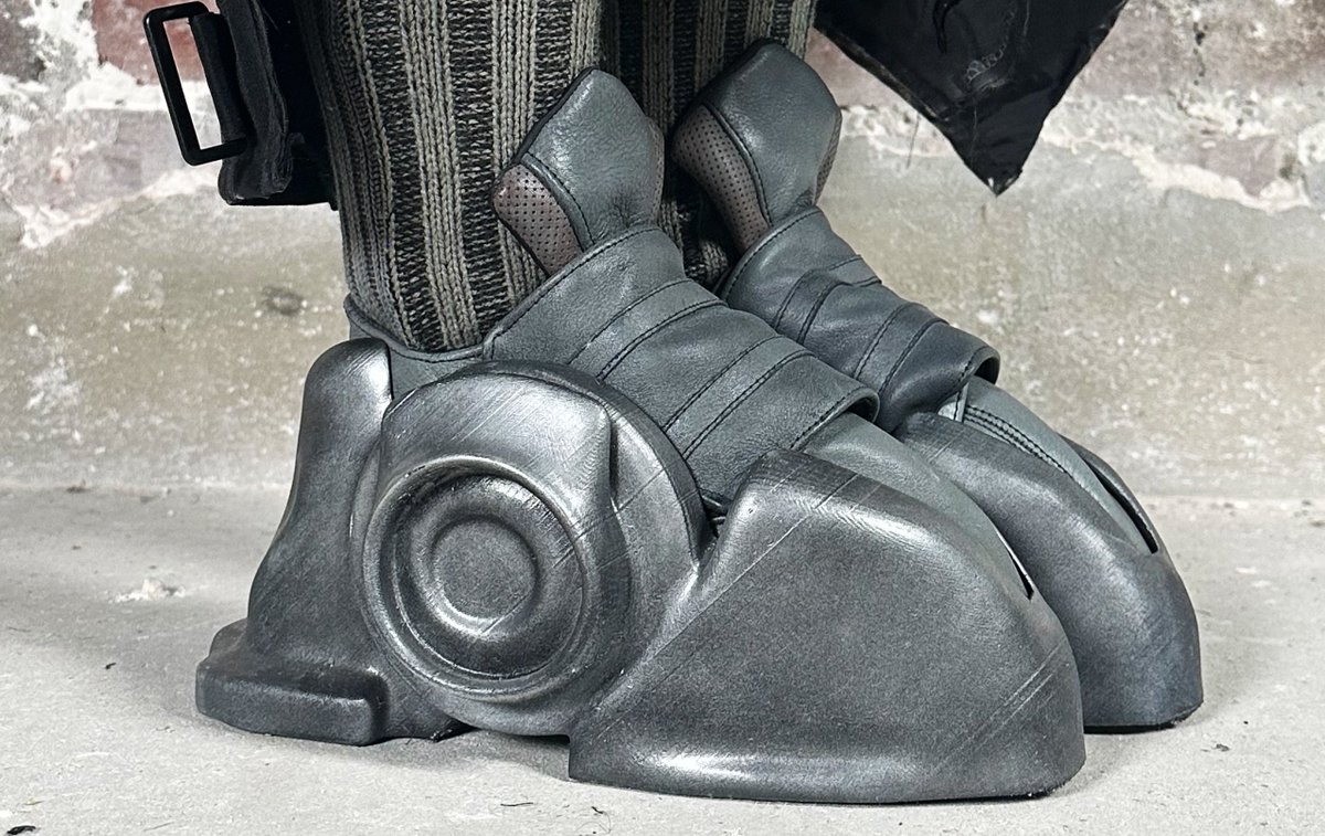 gastt_fashion's tweet photo. Armoured Lows Footwear by Céleste Clédat. https://t.co/0VoTEdjccq
