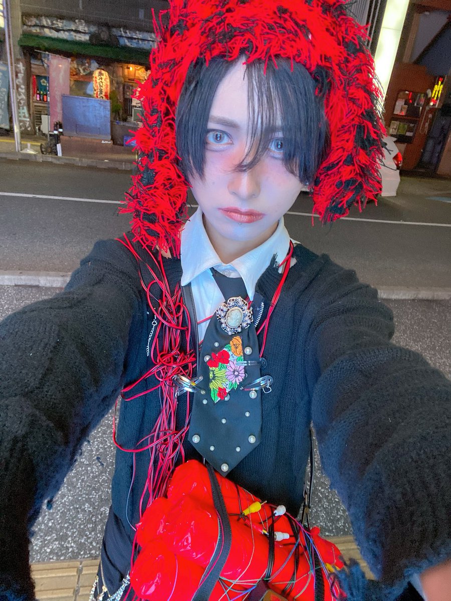 opium_mirai's tweet photo. ぼっち合流 https://t.co/7REtNJYn7C