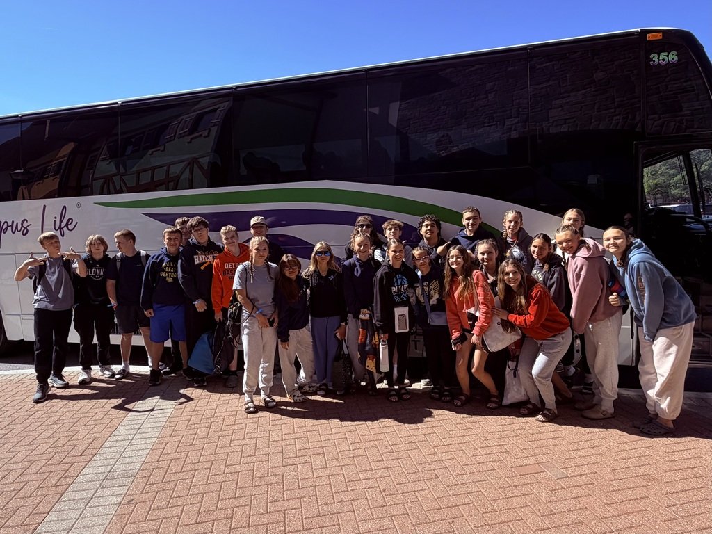 BA_Hatchets's tweet photo. 🌊🎡☀️🏊‍♀️

Our 7th &amp; 8th-grade student council members recently took a trip to the Bavarian Blast Waterpark as their end-of-year reward. About 70 awesome Hatchets were in attendance, and everyone had a water-tastic time! https://t.co/hq05UN62xU