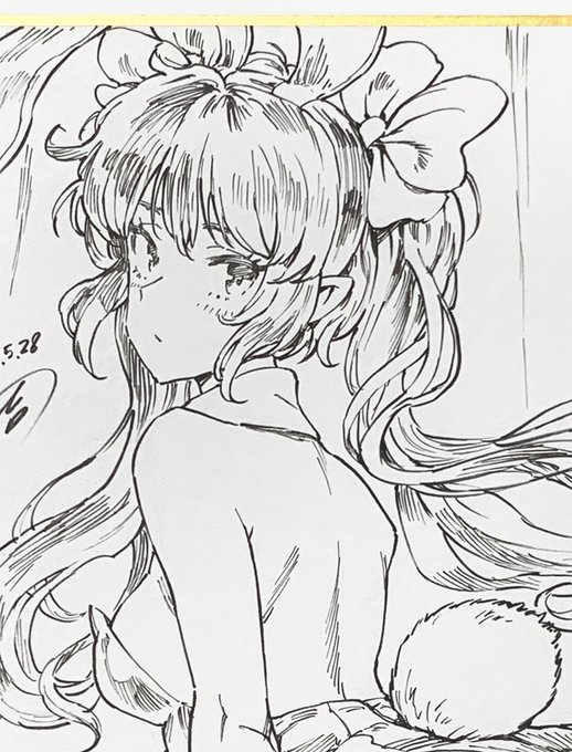 色紙を出品しました。 中サイズ・モノクロではたてちゃん。 終了時間はいつも23時～0時に設定していましたが深夜帯だったため今回アクセスしやすいように22時～23時にしてみました。