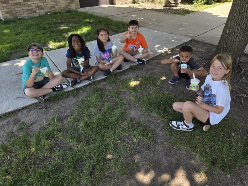 104Summit's tweet photo. Yesterday was a great day for a Walker Field Day! Thank you to Miss Wilson, Walker Staff and our Parent Volunteers for a wonderful day! https://t.co/lvKPReiZME