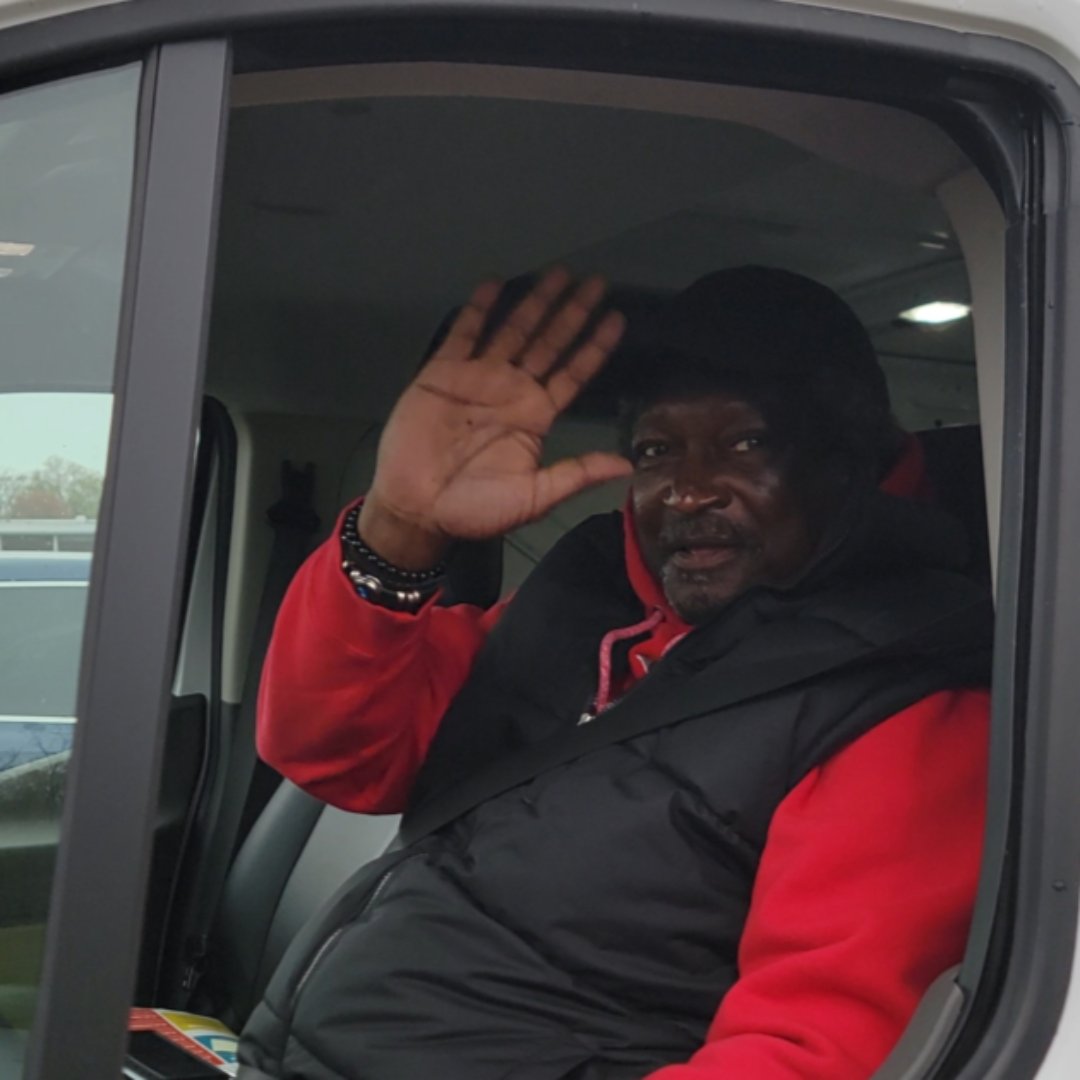 EACNet's tweet photo. Behind every meal delivered and every program offered are the dedicated staff who make this work possible. 

Because of you, older adults in our communities receive the care they need. Thank you for all that you do to make this mission possible! 

#olderamericansmonth #seniorcare https://t.co/CmvMZH9WZO