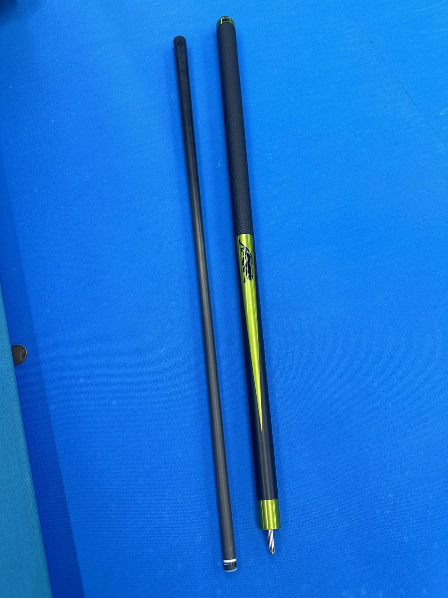 JoseLeondc's tweet photo. PREDATOR SP2, NUEVA EDICIÓN (UNICO EN EL PAÍS), VERDE LIMA, CON SHAFT REVO 12.4, NUEVO RD$65,000.00 https://t.co/fJQM7Bs9ej