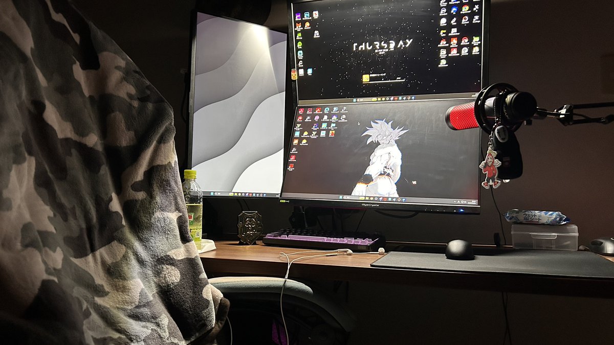 Karui_Akito's tweet photo. このデスク最高なんだか!?
誰か参考にさせてください
#mydesk https://t.co/hrzD3niVpf