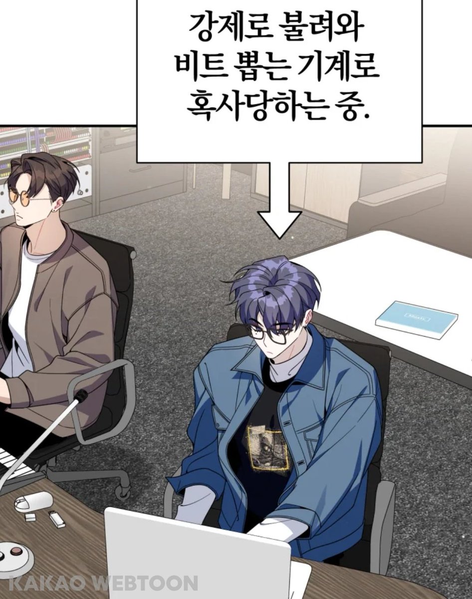 sagy3n's tweet photo. 아 그냥 개웃김 저 자세 차이가 https://t.co/tPFDv8OvgL