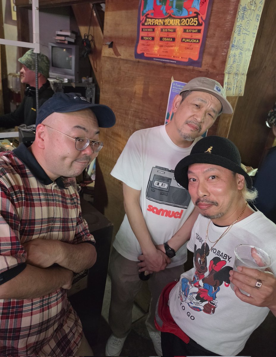 showgunn's tweet photo. ANIさんと珍盤亭娯楽師匠と私です
ありがとうございました🫶 https://t.co/TTm1oFTTlx