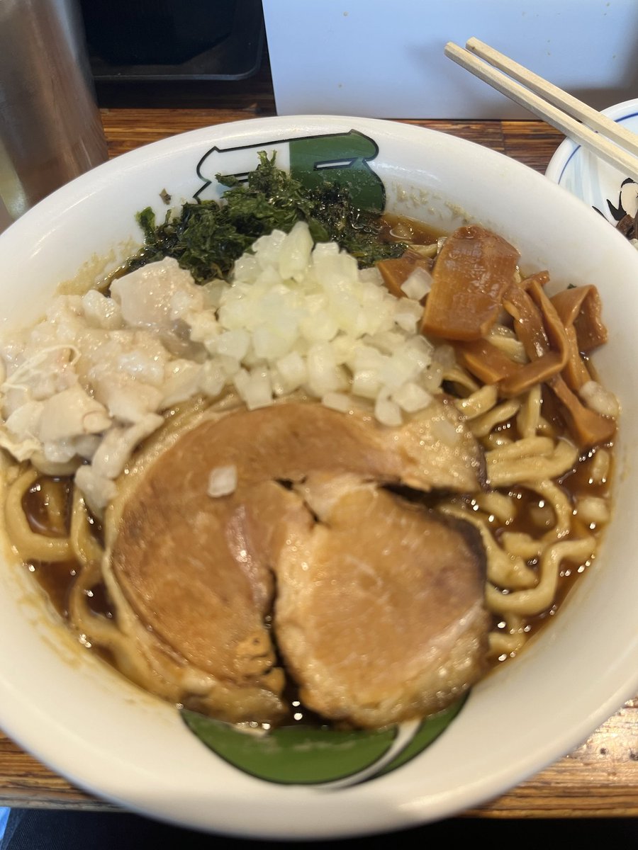 cyarusan's tweet photo. 最近食ったラーメン https://t.co/7ggquW6Ydg
