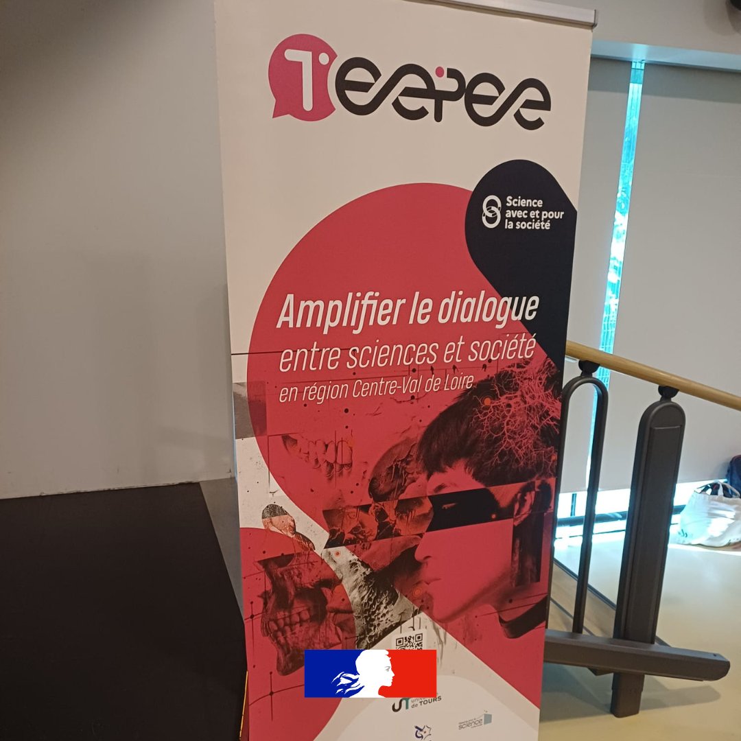 ac_orleanstours's tweet photo. Enfin, au lycée J. de Vaucanson de Tours, le recteur @PhiAgresti a clôturé la restitution du projet "Connaître le cerveau des animaux pour comprendre leurs comportements".
Des élèves ont présenté leurs travaux lors de cette journée dédiée à la recherche et à l’esprit critique👏 https://t.co/nEFXTkrI1n