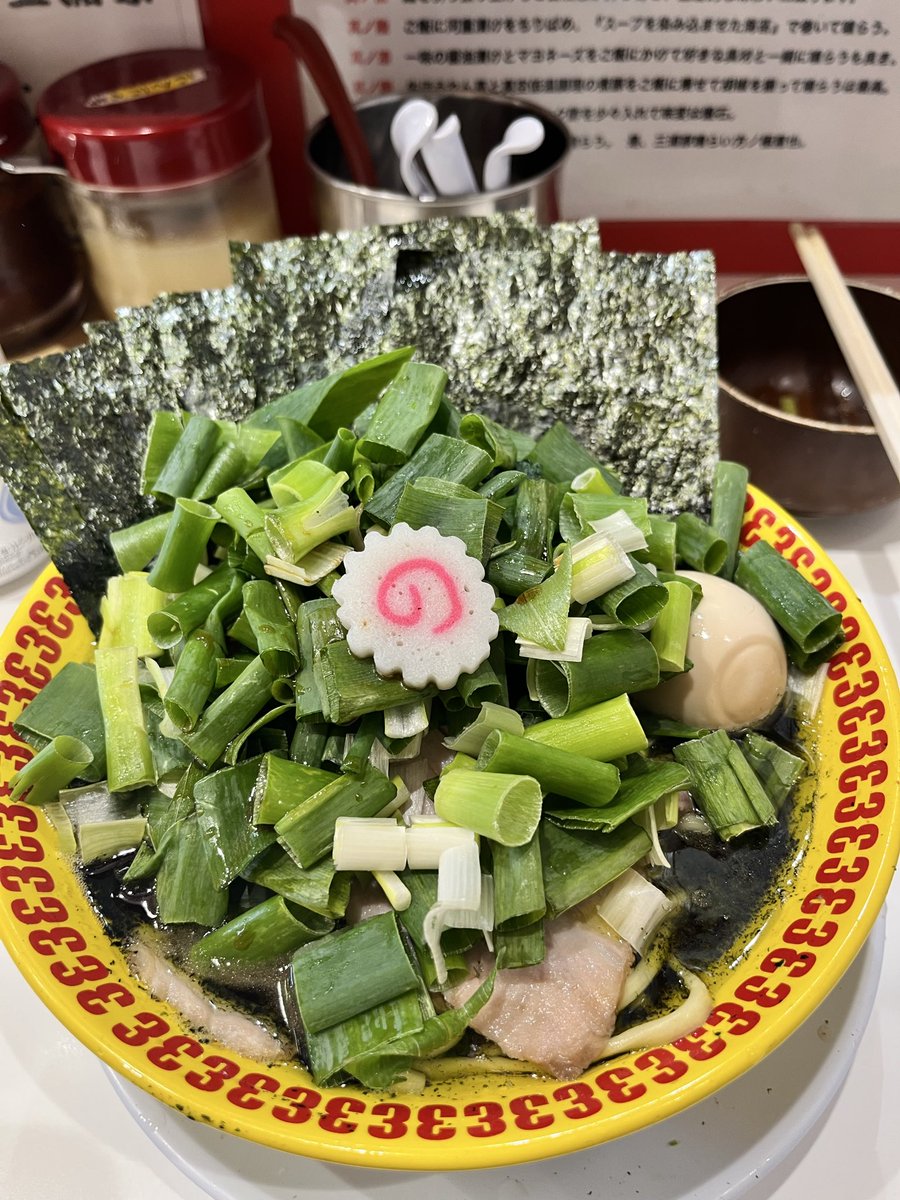 cyarusan's tweet photo. 最近食ったラーメン https://t.co/JYjw7JosC5