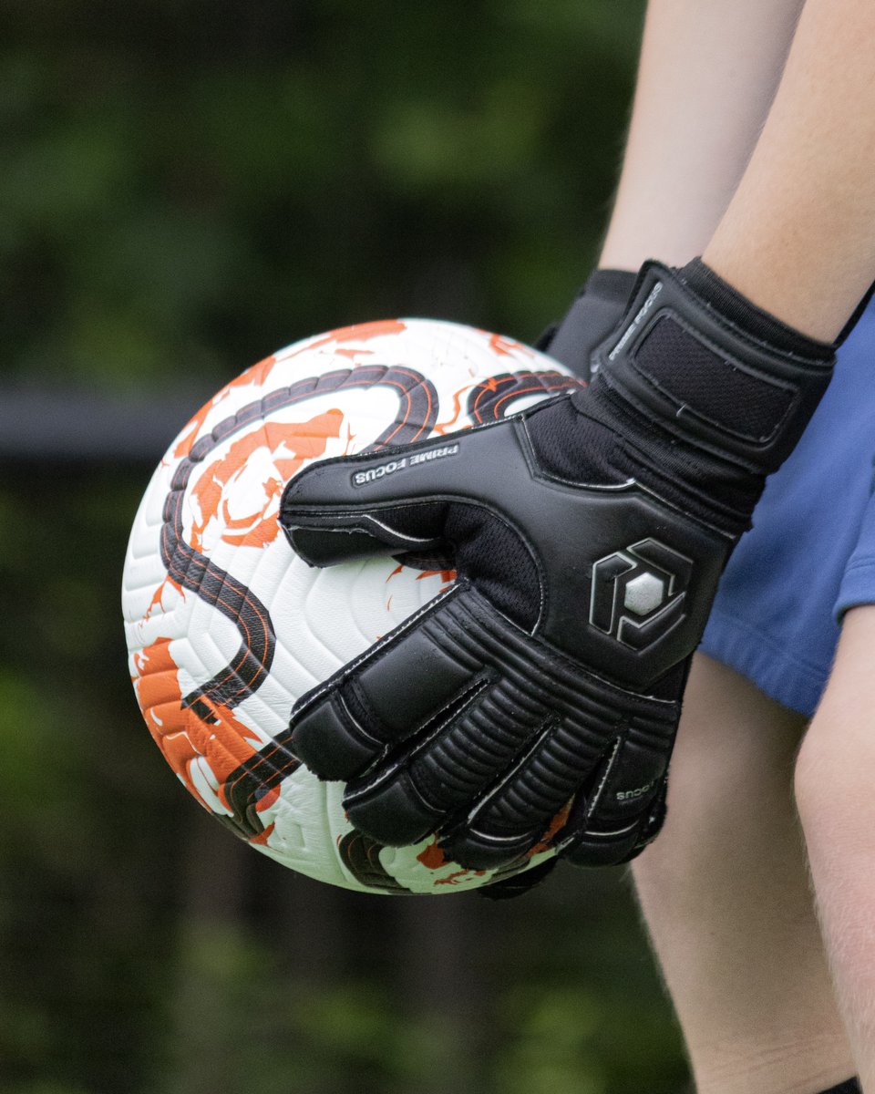PrimeFocusGK's tweet photo. It's about to be a busy summer! ⚽🧤😤

https://t.co/4CJxviDOIv https://t.co/1PGJqorHJF