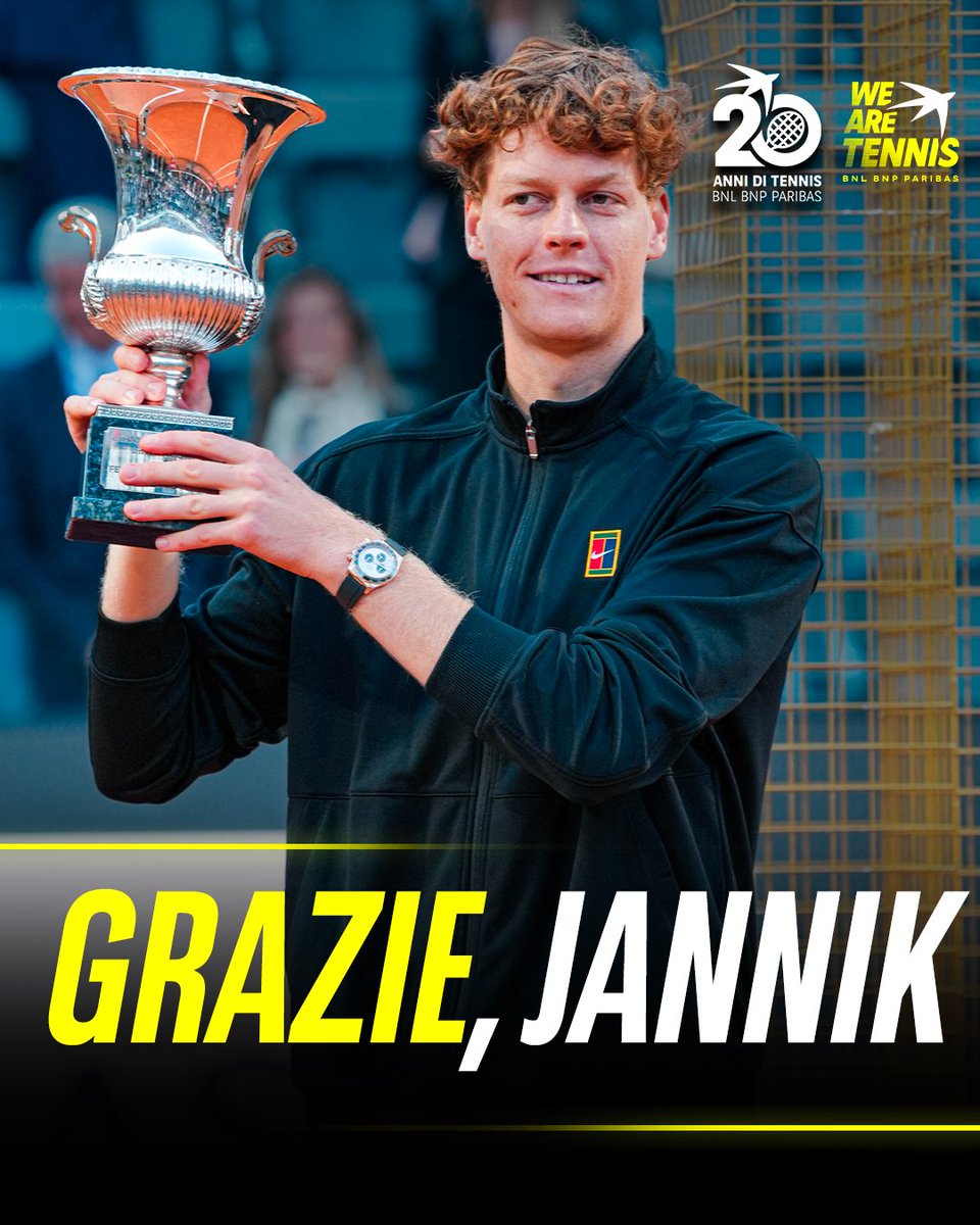 WeAreTennisITA's tweet photo. GRAZIE, JANNIK ❤️

L'obiettivo dichiarato a inizio anno era il Roland Garros, ma la stagione di Sinner è da considerarsi oltremodo fantastica 👏

30 vittorie consecutive, 5 titoli Masters 1000, il ritorno al N.1 e l'impressione che quest'oggi a Parigi lo abbia battuto solamente in caldo ☀️

Il Roland Garros resterà - almeno per un altro anno - il vero tabù di Sinner, ma sappiamo che per la mentalità che ha l'appuntamento è solo rimandato 👀

🎾 #Tennis #Sinner #RolandGarros #WeAreTennis
