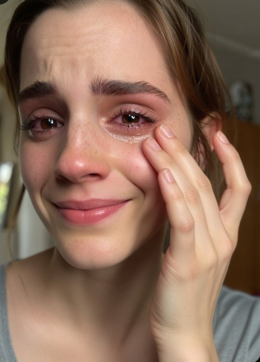 Emma Watson tweet media