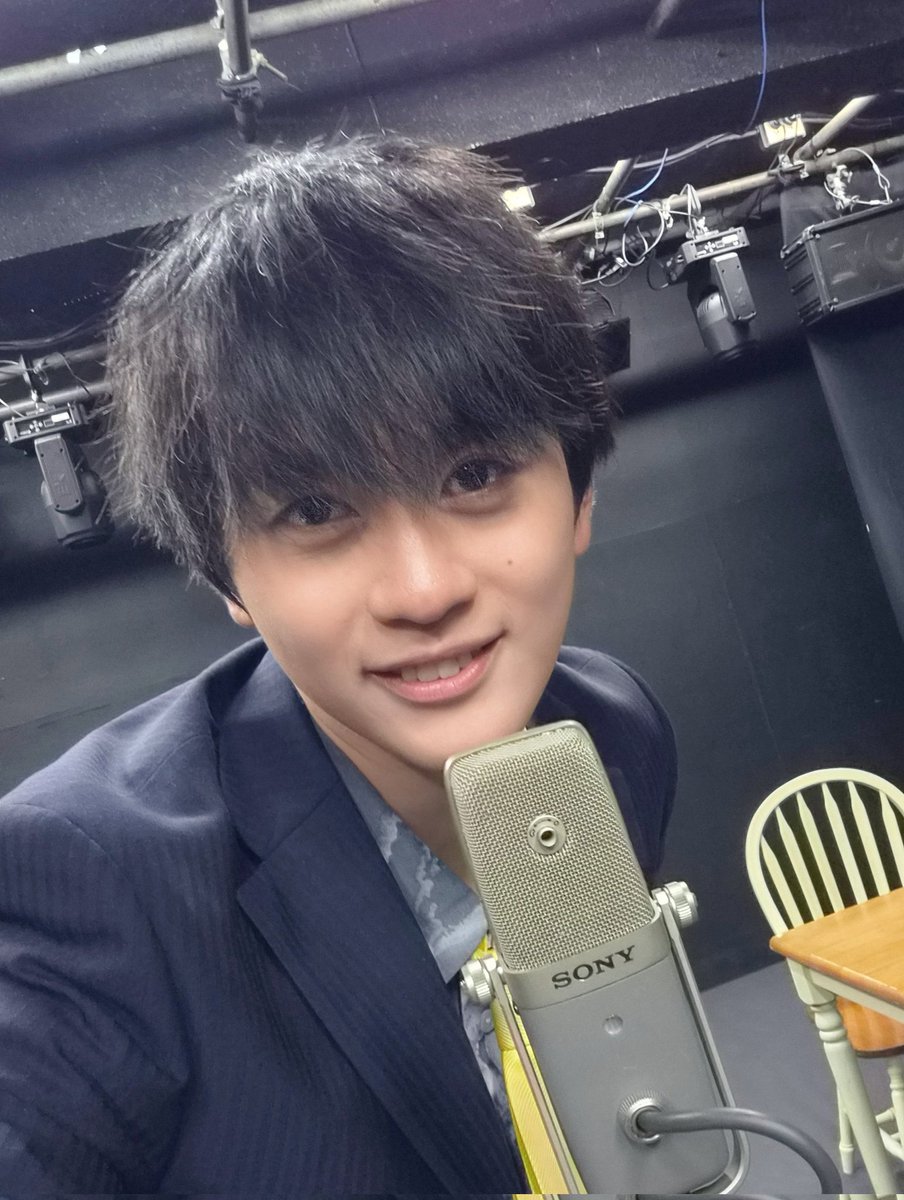 Hitoshi_mrg's tweet photo. 舞台『板のしじまに』
2日目！ありがとうございました！
自分の演じる光くんと向き合ってると俺ってこういうお芝居ができたんだ、こうやって生きれるんだって思わせてくれます。
今までとは違う新しい奥村をお届けできてると思ってます。
明日は2公演。是非是非お待ちしております。 https://t.co/6kcZJmMGFG