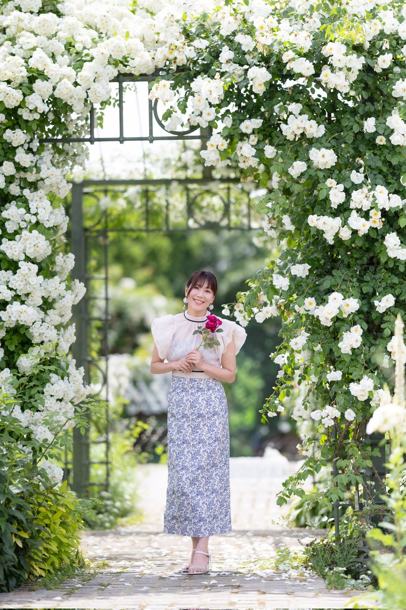 Happydays1980's tweet photo. ぎふワールド・ローズガーデンにて🌹

#ぎふワールド・ローズガーデン 
#ポートレート撮影
#岐阜県 https://t.co/2rp32dVOQZ