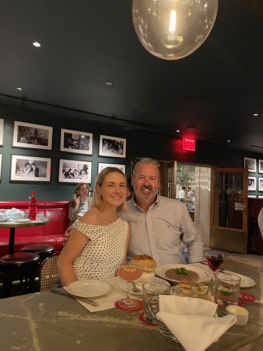enthused's tweet photo. Great trip to get Kennedy settled in student housing for her summer internship. 🚕 🍕 🗽 https://t.co/pfEvQrErWY