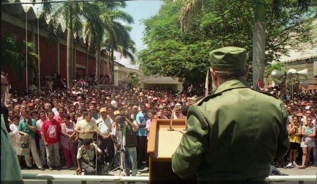 FSoldadodeIdeas's tweet photo. #FidelCastro en Holguín, el 28 de mayo de 1996

https://t.co/tmKApfu7bi
#100AñosConFidel #Cuba #CubaSeDefiende #NoAlBloqueo #CubaPorLaPaz #SomosContinuidad #RevoluciónCubana https://t.co/lyOnZ4nXN1