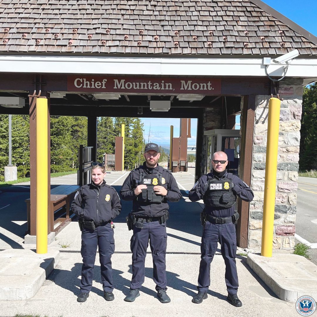 DFOSeattle's tweet photo. New season just dropped @ the Chief Mountain, MT POE! ☀️🇺🇸⛰️ @cbp #OFOproud #BorderSecurity https://t.co/7f9BoZuK2Q