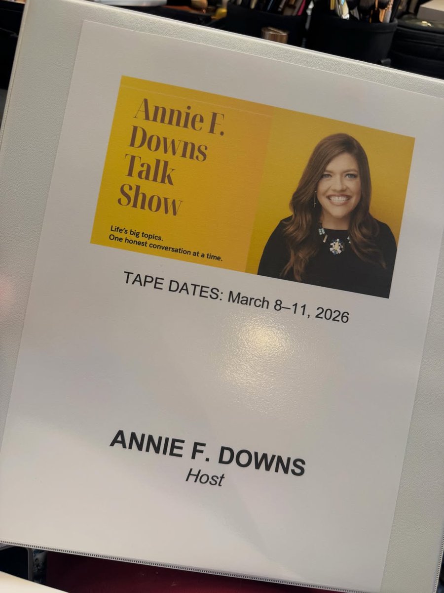 anniefdowns's tweet photo. Today, “I Gotta Ask with Annie F. Downs” will be on your television. Wild. It’s been two years in the making and a lifetime in the dreaming. The first 2 episodes of this show are available to you, &amp; I’m totally at peace &amp; so happy. https://t.co/oMPYrk1nev
@watchonwonder https://t.co/o7Cmxf0U8S