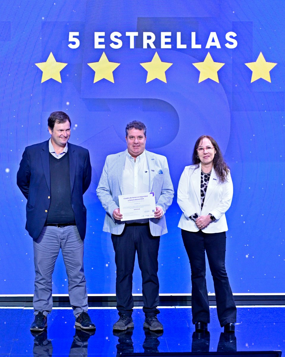 CChCValdivia's tweet photo. 👏🏻Felicitamos a las empresas socias de la #CChC sede #ValdiviaCL Chilemaq y Nueva Capreva por ser parte del Cuadro de Honor 2026.
🌟Chilemaq, con cinco estrellas y Nueva Capreva con cuatro, fueron destacadas por liderar en prevención y bienestar. https://t.co/h6c5O2MvhG