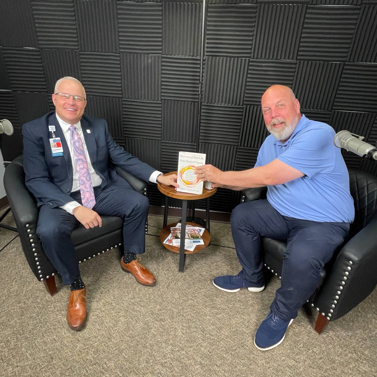 RuralHealthPod's tweet photo. This week, JJ interviewed Dr. James Jackson about his book, "Reclaiming Your Life from Medical Trauma". We are giving away 20 free copies! Comment "Rural Health Today", message us on Facebook, or email ruralhealthtoday@hillsdalehospital.com. Tune in at https://t.co/QD0Skbeu2r. https://t.co/eKO3HSj1ck