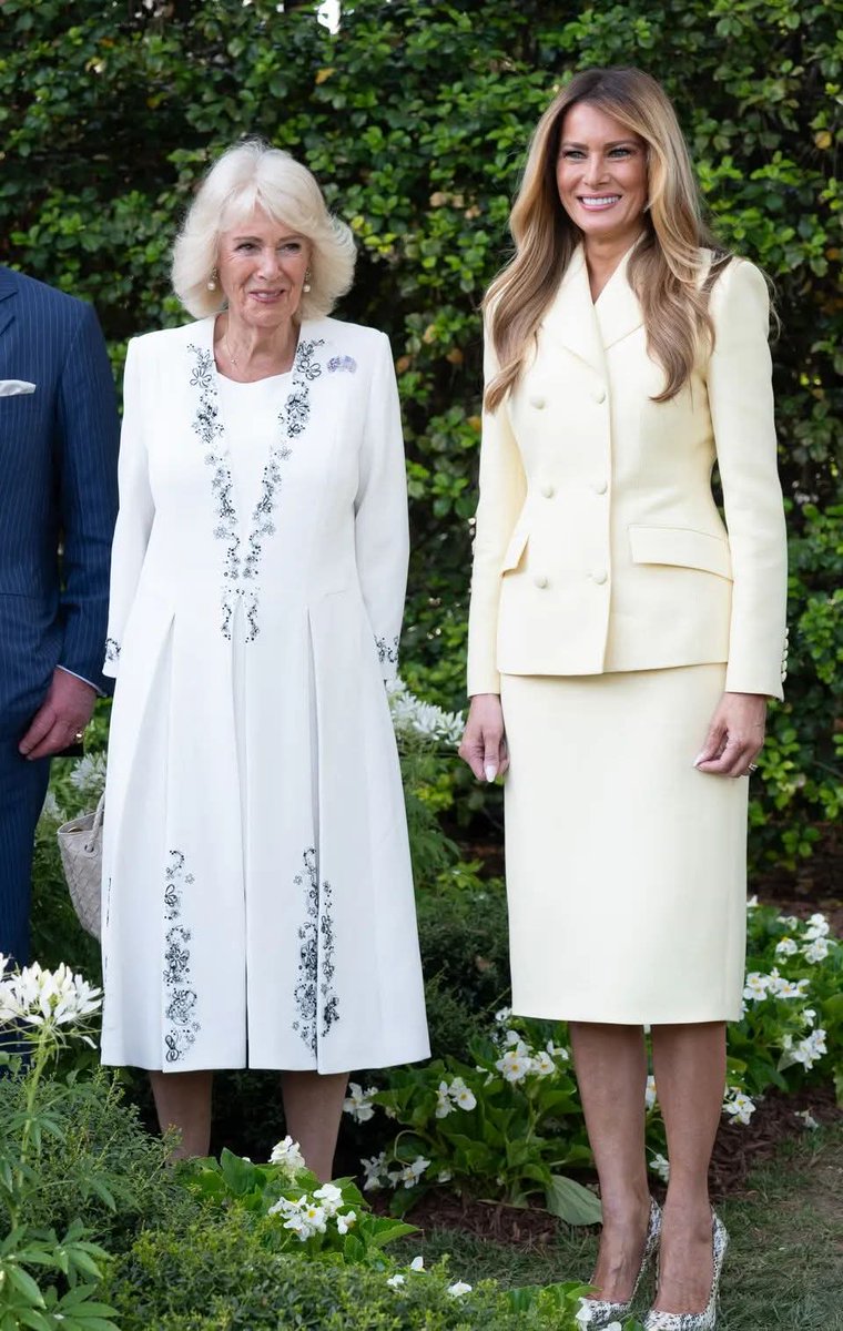 VampireLibby's tweet photo. @BornPeachy @ARamblingRoyal Why don't you complain about these women homewrecker queen &amp; strip pole first lady oh their white: so you have to pick on the black princess who has no scandals just trying to raise &amp; protect her kids.  The MAGA RACISM AGAINST PRINCESS MEGAN IS REALLY OLD POST A PICTURE OF YOU! https://t.co/fyD46Ceg8F
