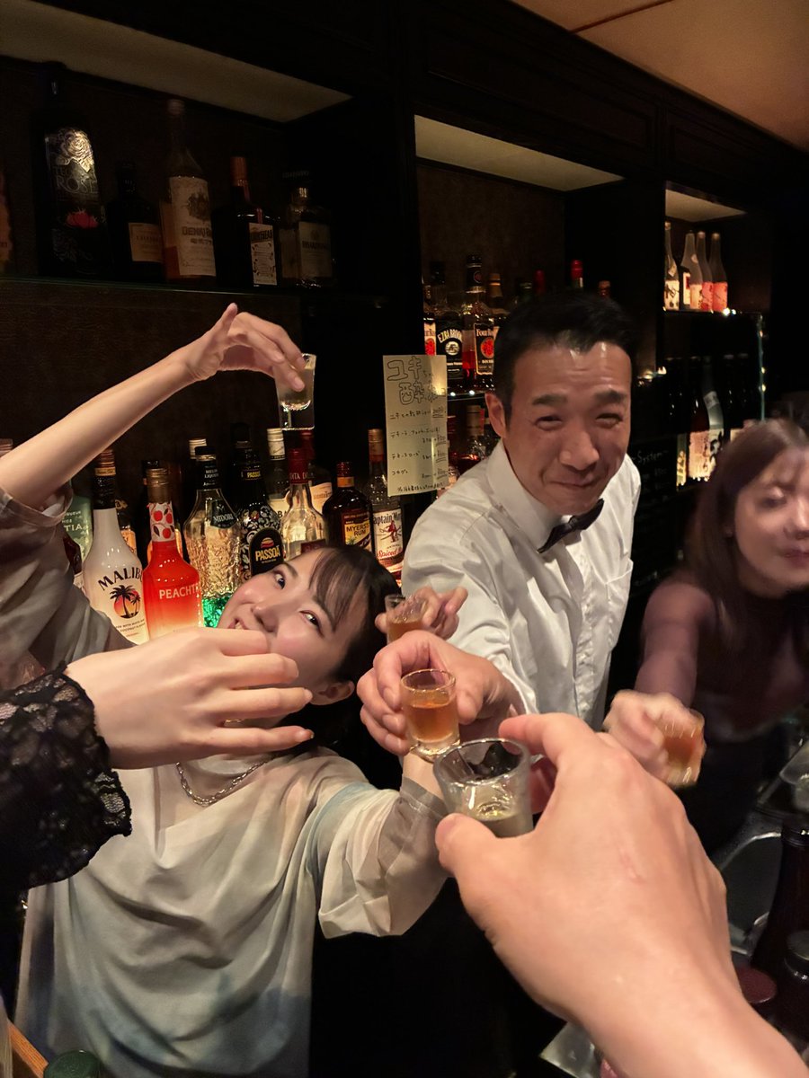 sakinohaka001's tweet photo. くまさんからの遠隔テキーラきちんとブチ込んでおきました。 https://t.co/MiKtbEUKDt