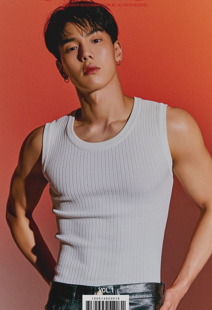 pannatic's tweet photo. Shownu reveals what usually happens when he visits a sauna

"Older men around my father's age would look at me and say, 'You have such an amazing body'"

🔗https://t.co/XjLaFMuTbA https://t.co/WeysfBsg0F