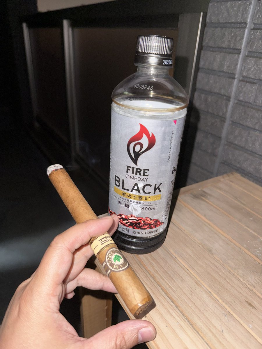 SinPhilosopher's tweet photo. Cheap coffee, honest smoke, quiet night. Sometimes that’s enough. @joyacigars #smoke #cigar https://t.co/MMCyw1gdsc