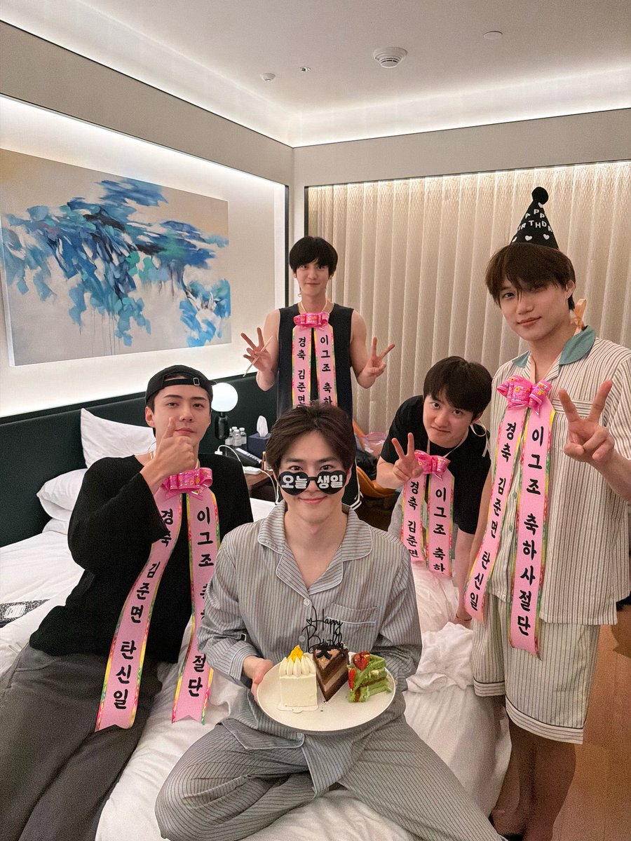 챠챠 tweet media