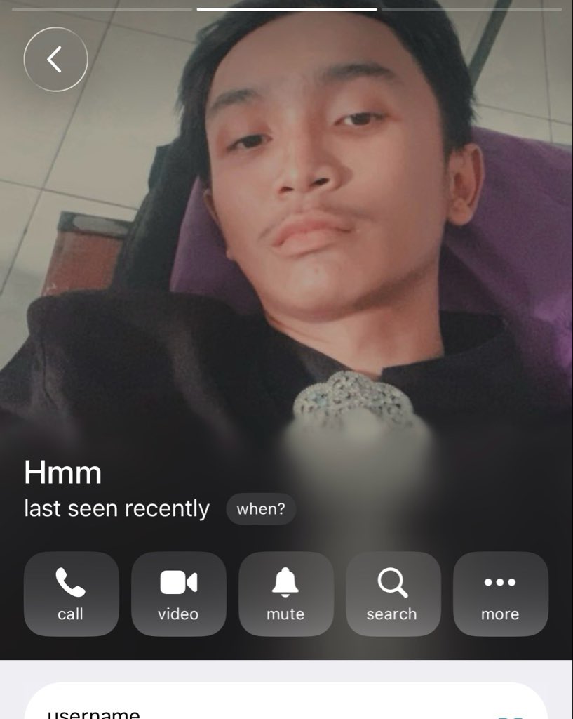 Sinisrk's tweet photo. Haduh nemu boti sok sokan jadi top #gaybandung https://t.co/VWp7sgbBKN
