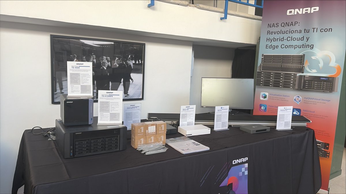 QNAPEspana's tweet photo. Hoy participamos en el #AVInnovationSummit Madrid junto a profesionales del sector AV.

Desde #QNAP ofrecimos una ponencia sobre tendencias AV, casos de uso y soluciones de almacenamiento para entornos audiovisuales profesionales.

¡Gracias a @Aryan_VAD por la jornada! https://t.co/K7G2wjXSCL