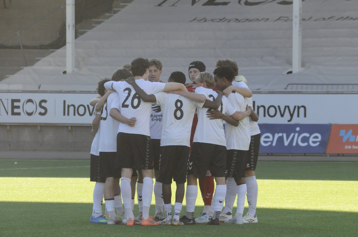 TelemarkFotball's tweet photo. Bildedryss fra gårsdagens 4. divisjonskamp mellom Odd 3 og Hei📸 #TelemarkFotball https://t.co/BsXA7hAPFr