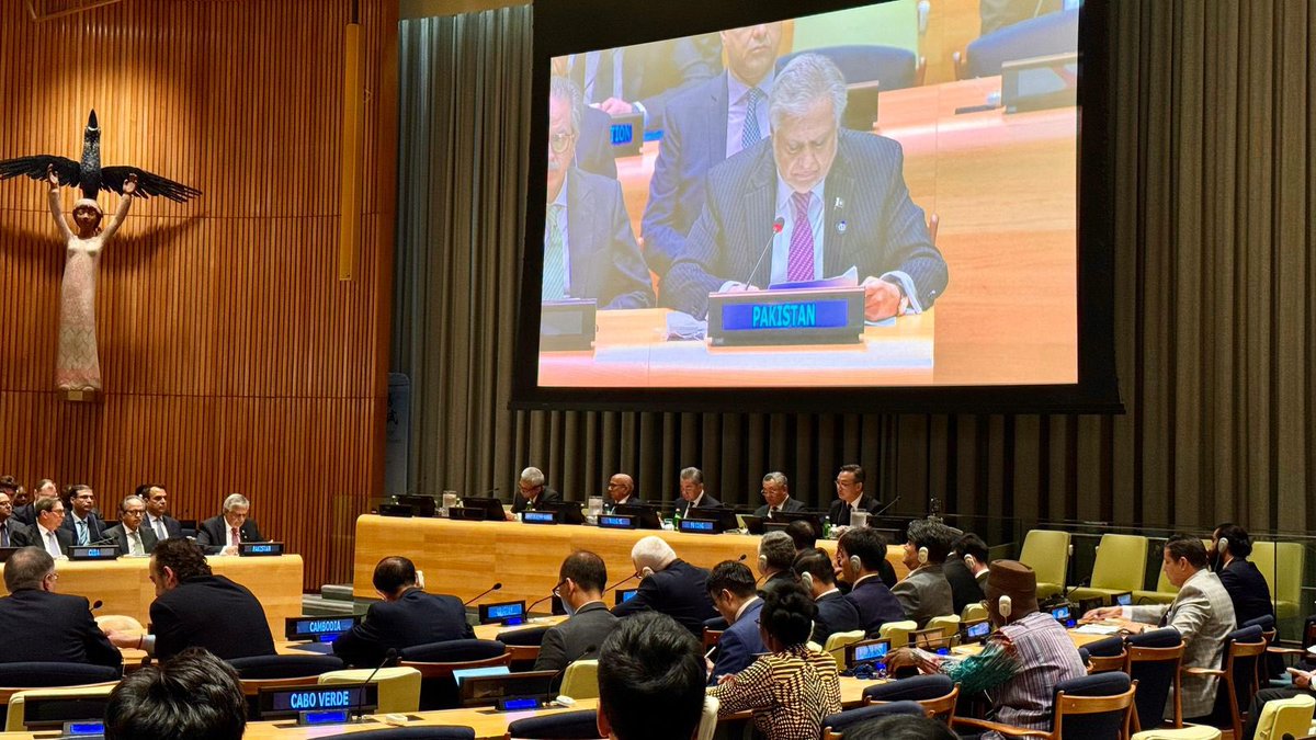 ForeignOfficePk's tweet photo. Deputy Prime Minister/ Foreign Minister Senator Mohammad Ishaq Dar @MIshaqDar50 participated in the meeting of the Group of Friends on Global Governance, chaired by H.E. Mr. Wang Yi, Foreign Minister of China, at UN Headquarters in New York on 28 May 2026. 

The meeting was held under the theme "Reforming and Improving Global Governance, Working Together to Address Global Challenges." 

While expressing strong support for China's Global Governance Initiative, DPM/FM reaffirmed Pakistan's commitment to multilateralism, called for reforming of global governance structures, and emphasized the centrality of the United Nations in the international system.
