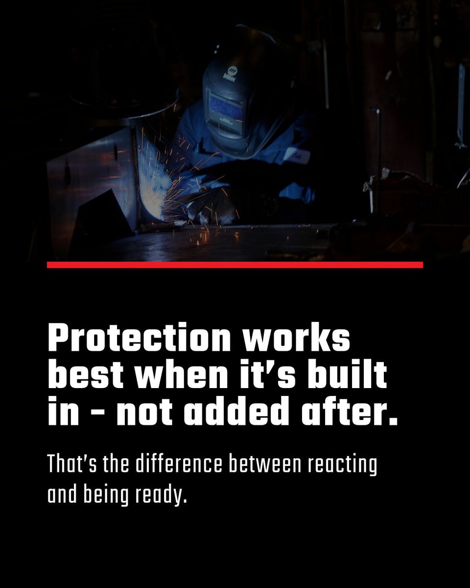 aliarcprobumper's tweet photo. The road doesn’t care about your schedule—impacts happen fast, downtime lingers.

Ali Arc bumpers are built in from day one to keep your fleet moving. Be ready before it happens.

Visit our website: https://t.co/81nmc38LMf 

#FleetMaintenance #TruckSafety #AliArc https://t.co/hej7O7vpba