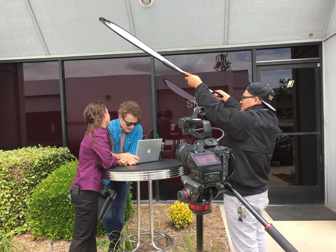 envy_mikevann's tweet photo. Lights, camera, action! Behind the scenes at Envy Creative! Unlock brand magic 🎬✨

Envy Creative crafts high-converting videos for brands and startups.

#VideoProduction #BrandGrowth #CreativeMagic #LosAngeles https://t.co/LDi7bANSta