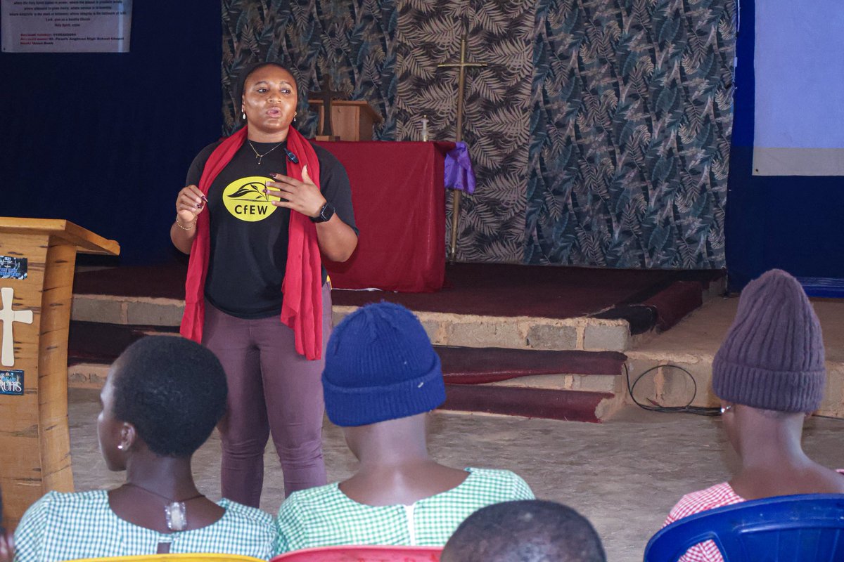 _CFEW's tweet photo. Comment “🌸” if you believe every girl deserves access to safe menstrual hygiene.

To mark Menstrual Hygiene Day, we engaged students of St. Pirans High School in important conversations around menstrual hygiene, dignity, and sustainable menstrual care. https://t.co/KE5oBd5FtO