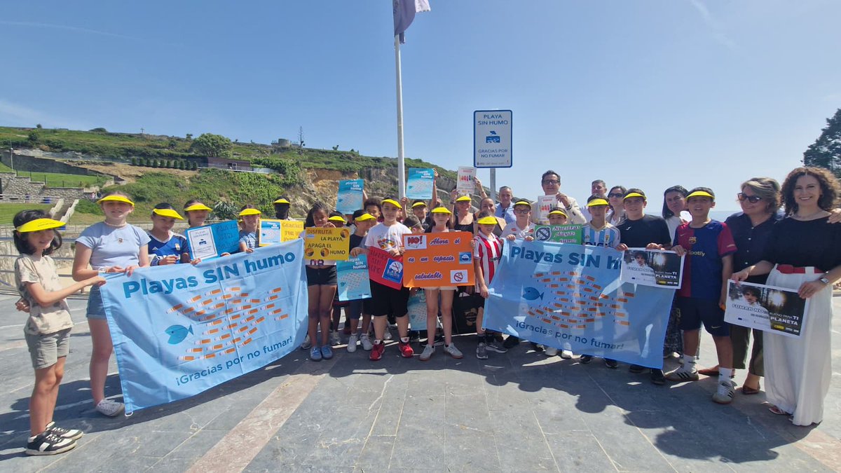 GobAsturias's tweet photo. 🚭El @GobAsturias consolida la red de #PlayasSinHumo con un amplio respaldo social: casi ocho de cada diez personas piden su ampliación.
🏖️ 6⃣5⃣ playas de catorce concejos forman ya parte de esta red que favorece la limpieza y reduce la presencia de colillas en el litoral. https://t.co/hlYf0qUNEK