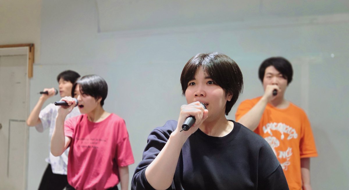 one_pro2011's tweet photo. ついに明日から！
#マルコン2026
コンサートじゃないかもしれない！？
まさに！マルデコンサート🎤🎵
初お目見えの瞬間、是非皆様にお立ち合いいただきたいのです🧑‍🩰
ダンスや小芝居、日替わりで歌う人が変わるお歌も！
お席のご用意、今ならまだ間に合います！
🎫チケットご予約フォーム⏬
https://t.co/djoLrH8ALY
皆様のお越しを、心よりお待ちしております！
#碗プロダクション