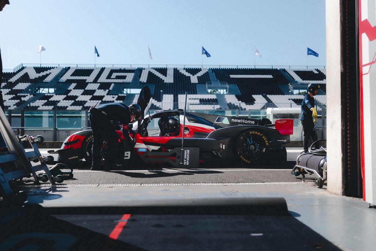 GraffRacing's tweet photo. Day 1 Magny-Cours 

PT1
#8 - P1
#9 - P4 am
#57 - P12 

PT2
#8 - P27
#9 - P3 am
#57 - P13

#UCS #MagnyCours https://t.co/wYqoyFNHcH