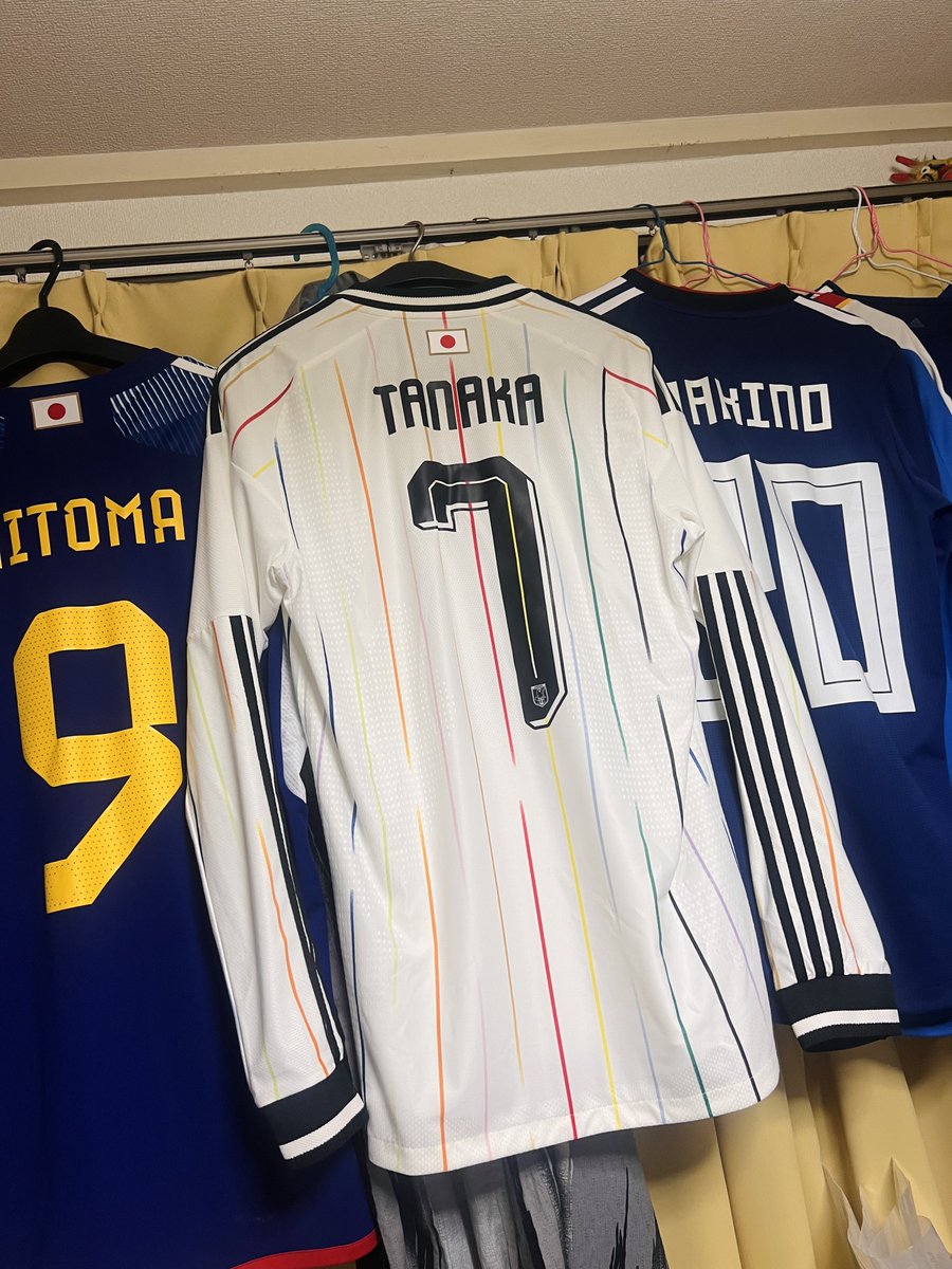 背番号が発表されたので、すぐさまサッカーショップへ アウェイ