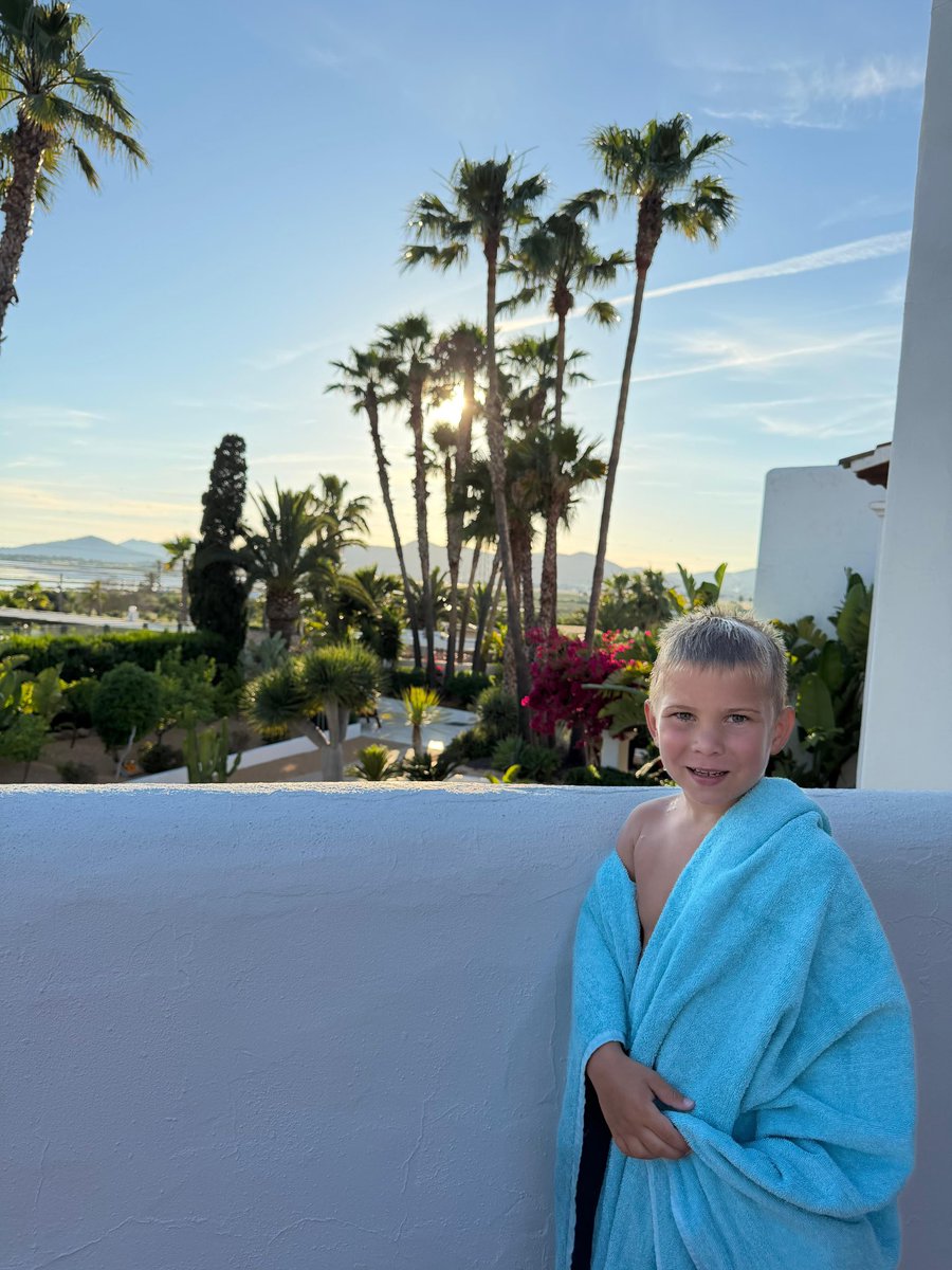 MvG180's tweet photo. 𝐅𝐚𝐦𝐢𝐥𝐲 𝐓𝐢𝐦𝐞 ☀️❤️ https://t.co/mpF9vi6Y5f