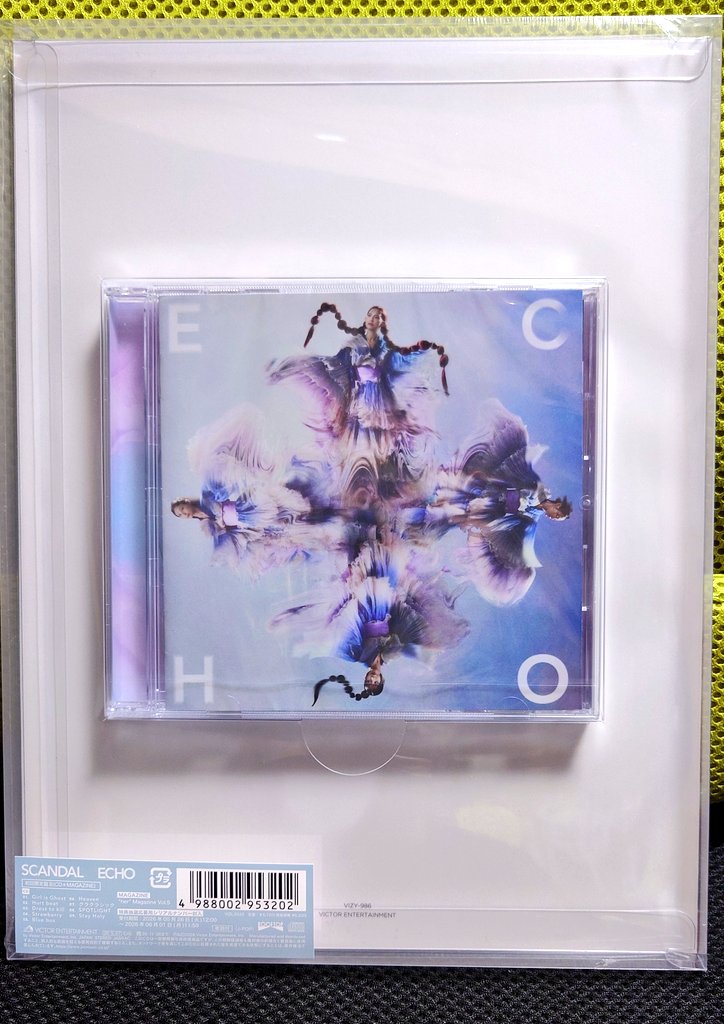 hikkyinside's tweet photo. 本日届いた！！💿️📕
サブスクで既に聴いてたけど「ECHO」めちゃくちゃいい🎵😊
her Magazineも今回で5冊目
過去のをまた読み返してみよかな😌
#SCANDAL_ECHO https://t.co/EjdQNoaOjs