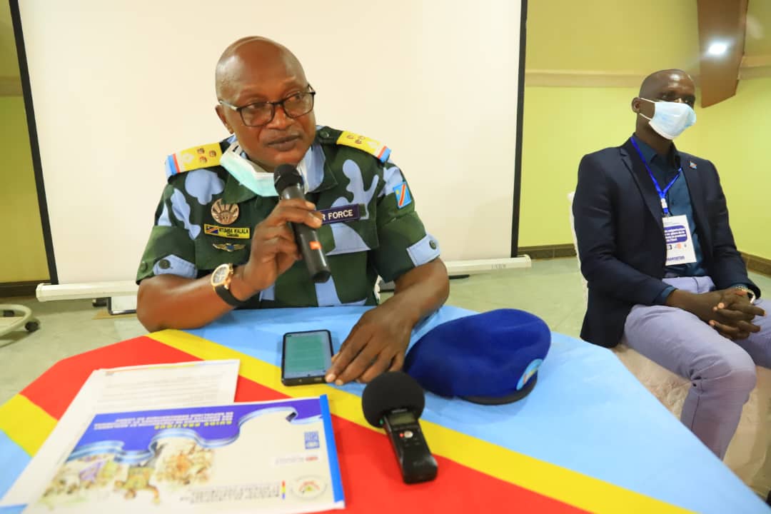 APC_Asbl's tweet photo. L'ONG @APC_Asbl  & la Division des affaires coutumières ont lancé la vulgarisation & la mise en place de la CCR3C à Mahagi, avec l'appui financier de l'🇪🇺 @UEenRDC (Projet Médiation Phase II).

🎯 Objectif : Prévenir et transformer positivement les conflits fonciers et communautaires locaux grâce à la médiation de proximité, avant qu'ils ne dégénèrent.
#RDC #Ituri #Mahagi #Mediation #Paix #CCR3C