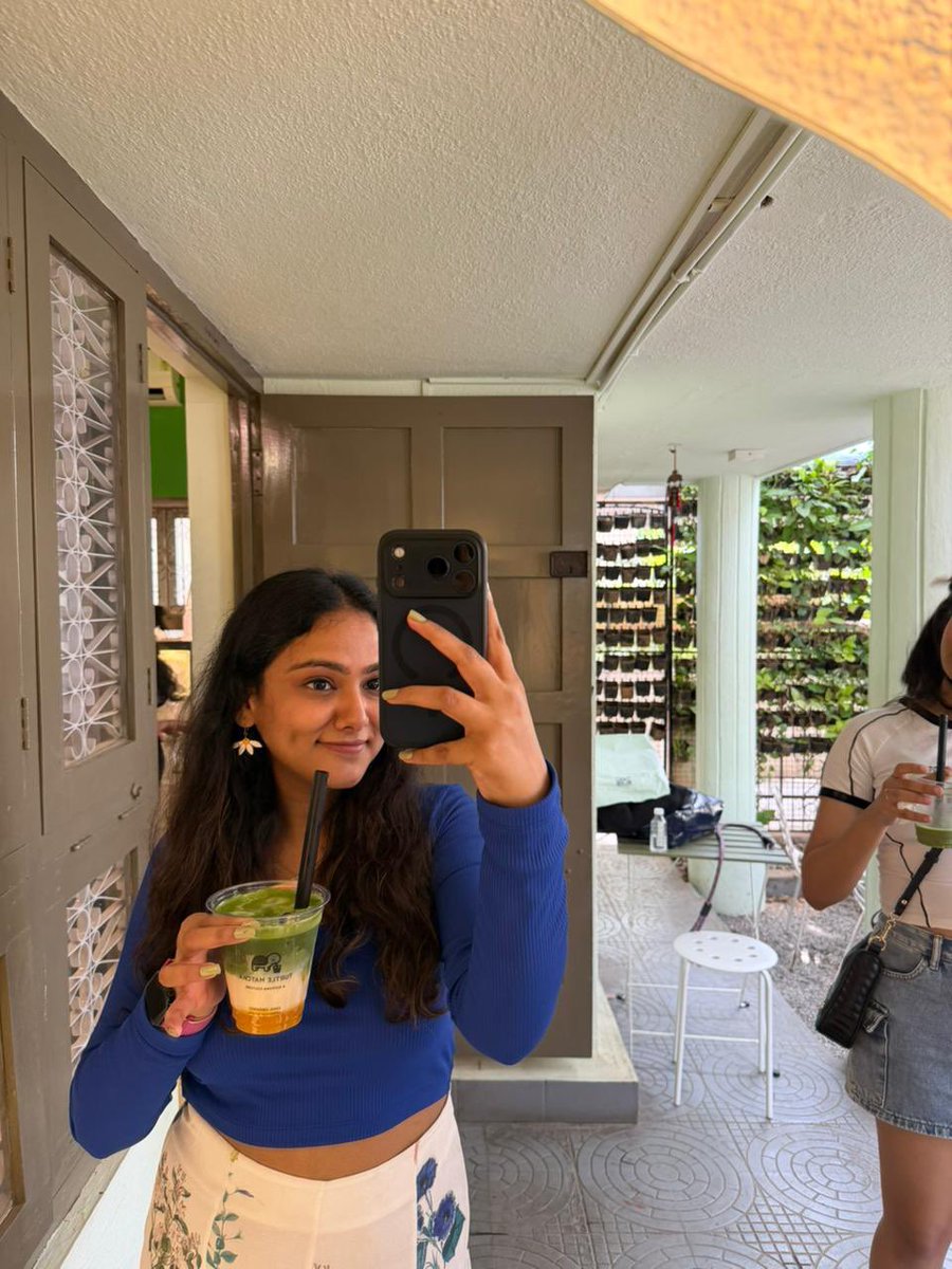 Shravika Jain tweet media