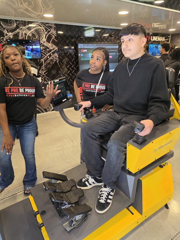 LCSJackets's tweet photo. Students explored hands on career simulations and high demand skilled trades during the Be Pro Be Proud Mobile Workshop at Lexington Senior High School. 🚛⚙️ #LCSCTE #WorkforceReady https://t.co/rYVHb9m6Qt