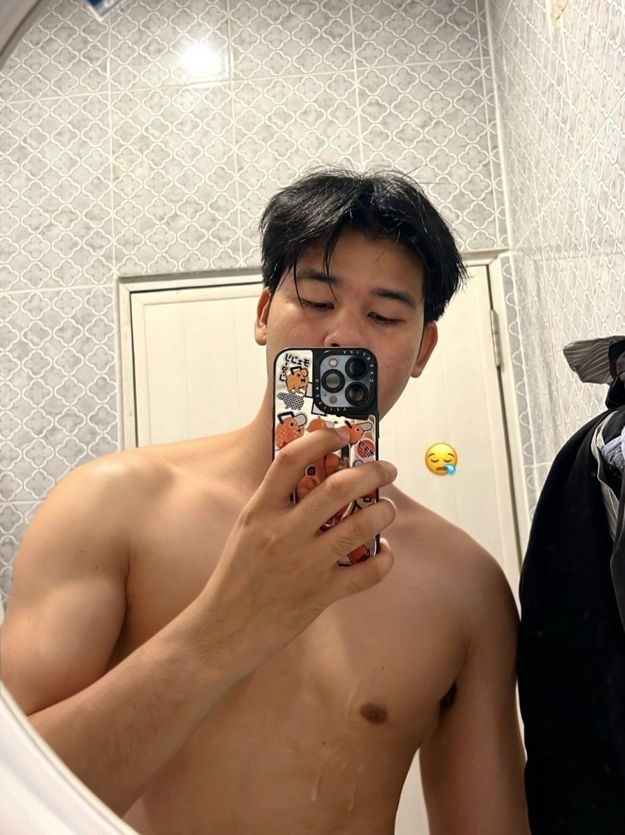 tp24119X_'s tweet photo. น้ำมูกไหลเยิ้มม 😪 https://t.co/XXddDcIVRa