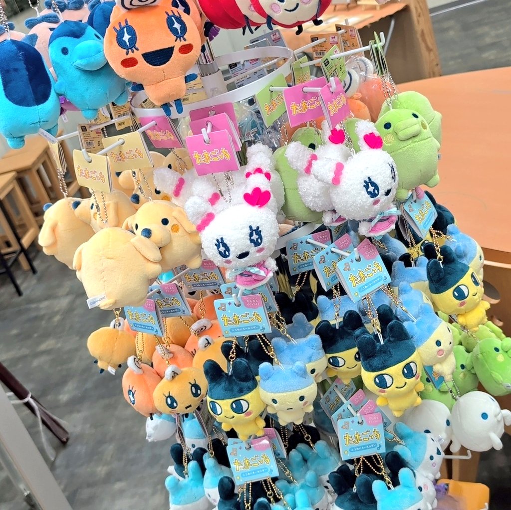 長岡店】 たまごっちのぬいぐるみキーホルダーも入荷しております