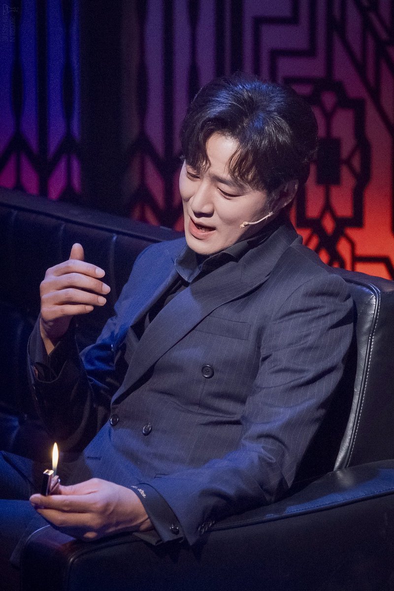 kimbeaker_LAB's tweet photo. 260528 밤 뮤지컬 비스티 커튼콜/지순견rep.

이재현 役 #김종구 https://t.co/twkO0trKXc