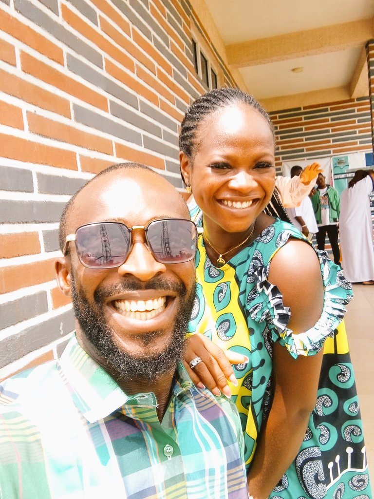 Niel2pheel's tweet photo. So... We smiled back at the 🌞
@brodagbedu 
#EGDS https://t.co/Q6kNg12i9l